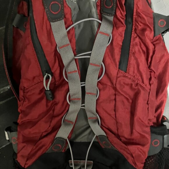 Camelbak Rim Runner pack - Picture 3 of 5